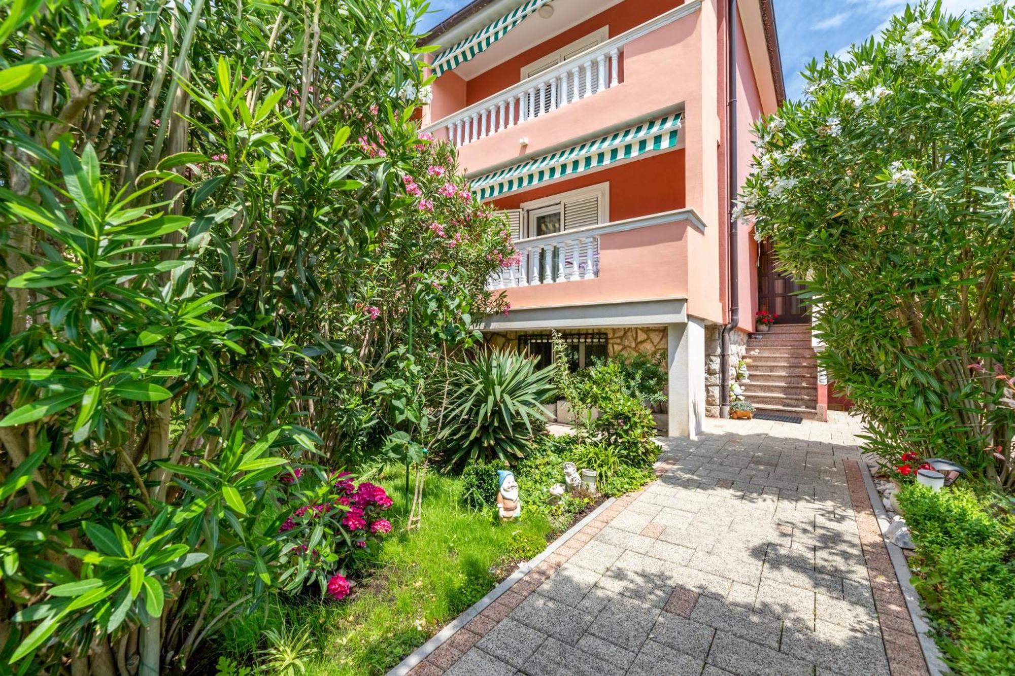 Apartments Nadica Baska  Exterior photo